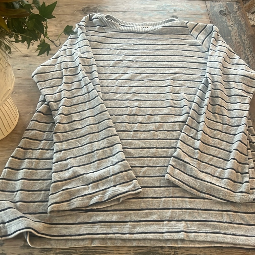 LNA sweater